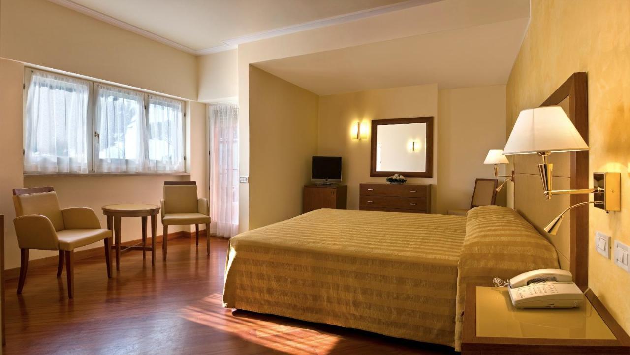 Versilia Palace Hotel Marina di Pietrasanta Zewnętrze zdjęcie